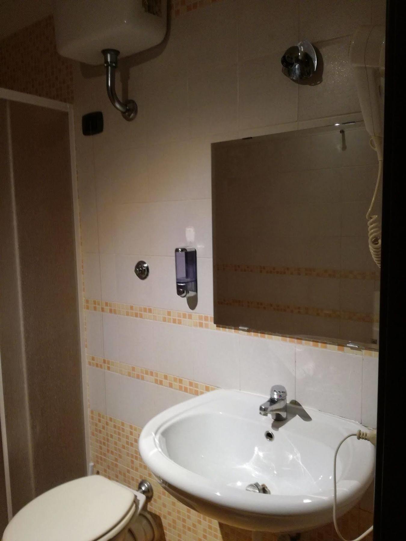 Triumphal Hotell *